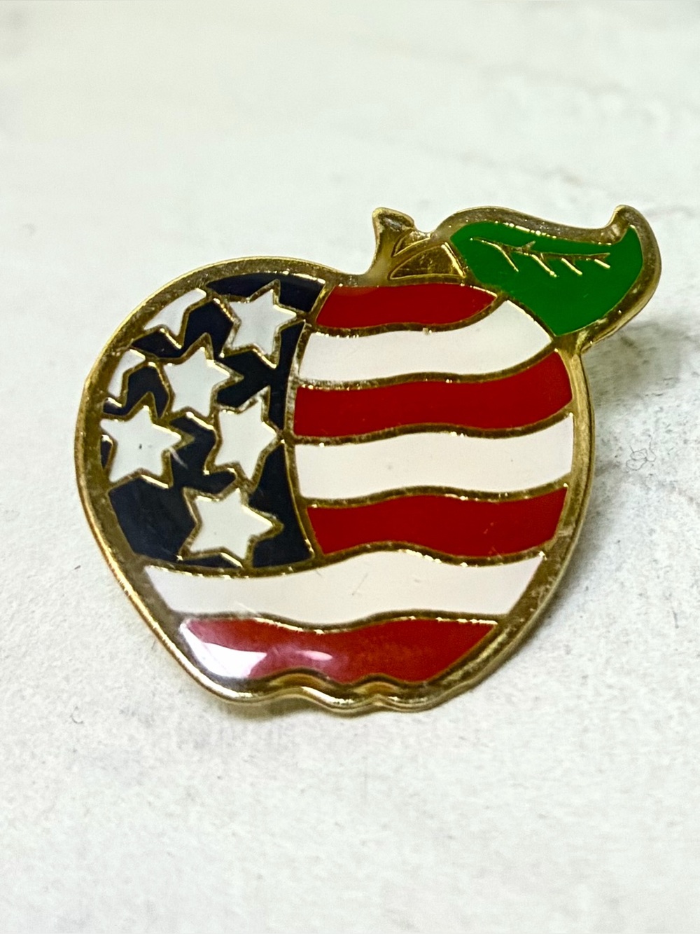 The Pin Man Patriotic Apple Shaped Lapel USA Flag Design 1.25” Enamel Pin